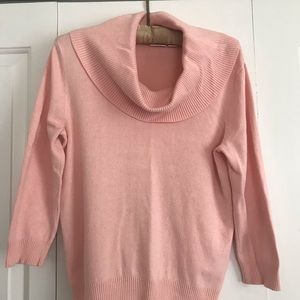 Cowl neck sweater. Three quarter sleeve.